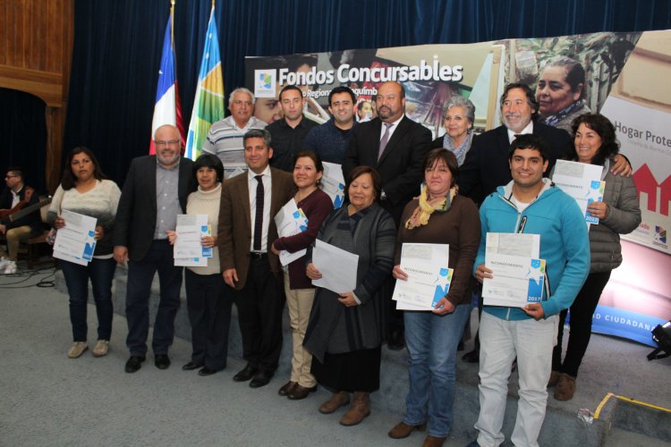 Un centenar de organizaciones sociales, deportivas y culturales recibieron respaldo del Gobierno Regional para ejecutar proyectos