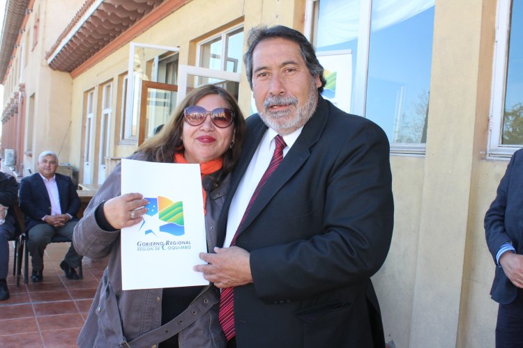 Organizaciones sociales de La Serena y Coquimbo reciben fondos concursables del Gobierno Regional