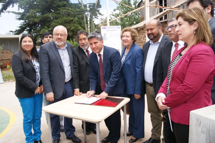 Gobierno adjudica recursos para recuperar casa de Gabriela Mistral en La Serena