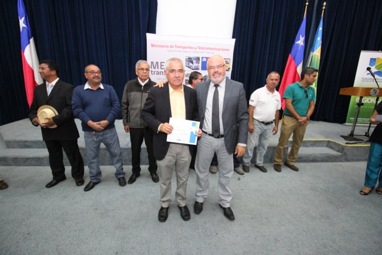 Más de $840 millones son entregados para la renovación de microbuses y colectivos en la región