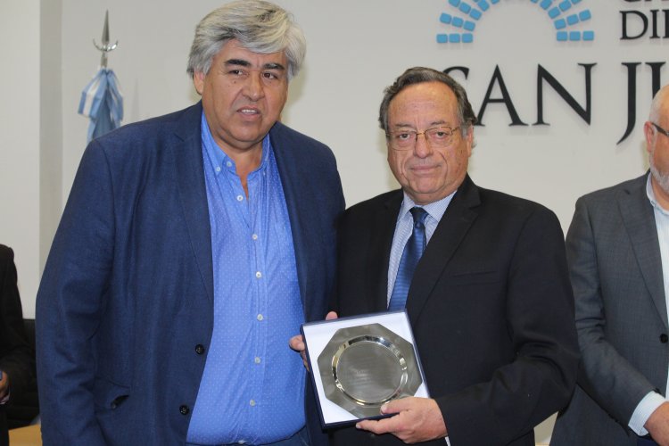 Diputados de San Juan realizan reconocimiento a consejeros regionales