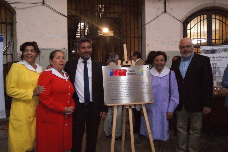 Con una placa fundacional sellan inicio de las obras de construcción del CDT de La Serena
