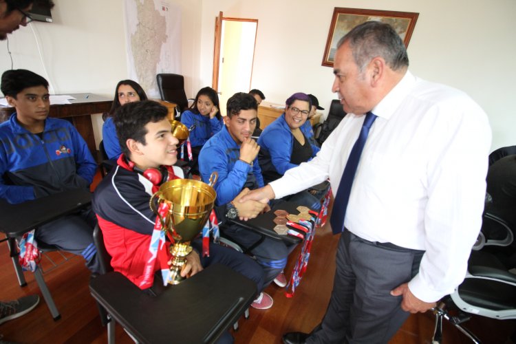 Pesistas de La Serena se coronaron campeones nacionales y agradecieron al CORE entrega de fondos