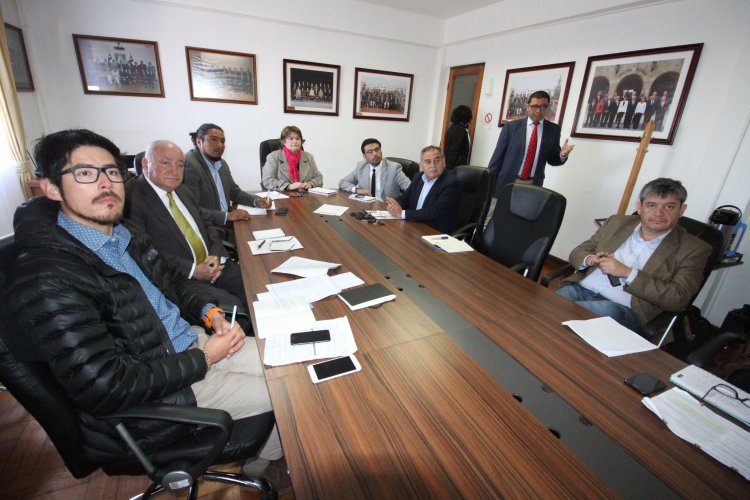 Cores se interiorizan y le toman el pulso a nueva Ley sobre Gobierno y Administración Regional