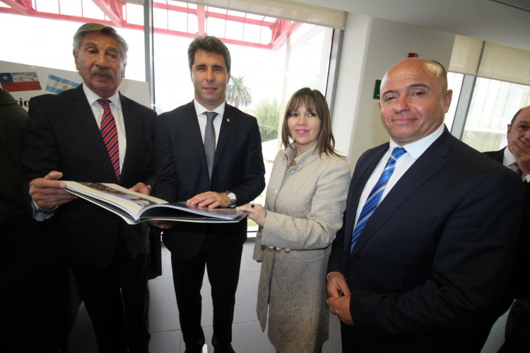 Biblioteca Regional Gabriela Mistral abre espacio a creaciones literarias binacionales Coquimbo - San Juan