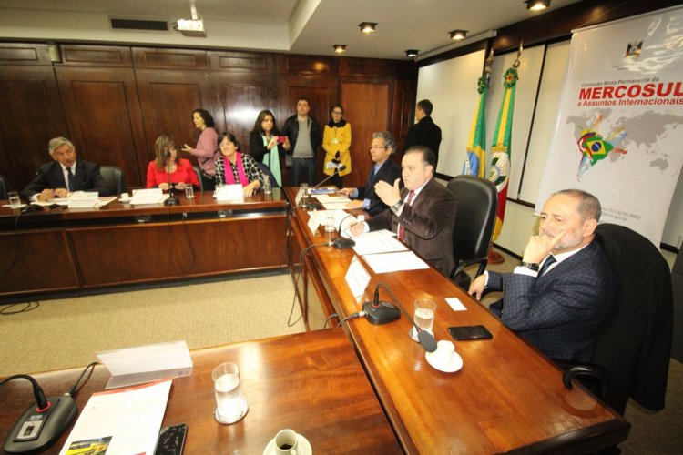 En Porto Alegre ratifican integración política con miras al Corredor Bioceánico Central