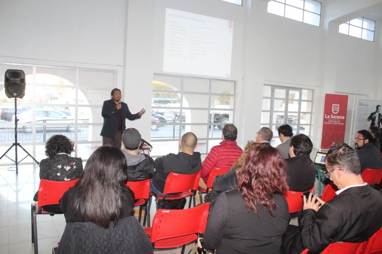 Diálogo ciudadano aborda la necesidad de contar con un teatro regional