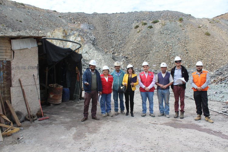 Pirquineros de Andacollo cuentan con nueva maquinaria para trabajar en el Rajo Las Loas