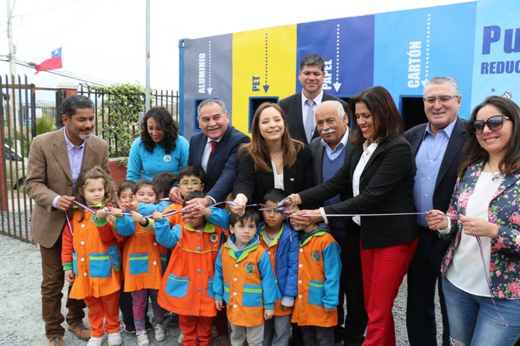Niños y vecinos de La Serena inauguraron nuevo punto limpio financiado con recursos del Gobierno Regional