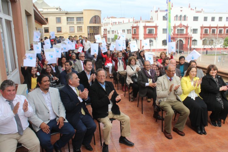 Gobierno Regional entregó cheques por más de $680 millones para la ejecución de proyectos de Seguridad Ciudadana en toda la región