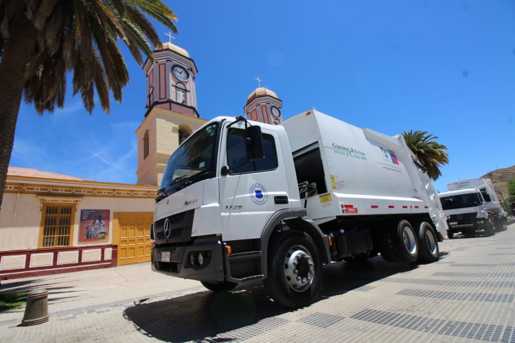 Andacollo recibe modernos camiones para la recolección de residuos domiciliarios
