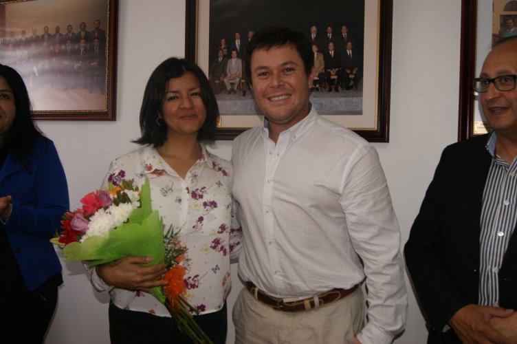 Consejeros Regionales celebraron a las secretarias en su día