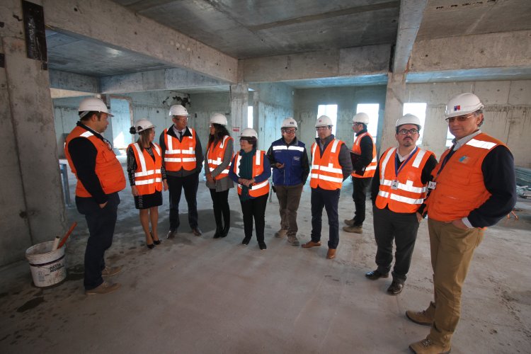 CORE fiscaliza obras de salud: 36% de avance presenta el CESFAM Emilio Schaffhauser y un 26% el CDT