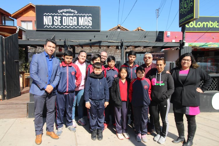 Pesista María Fernanda Valdés recibe apoyo del Gobierno Regional a través del Fondo de Deportes