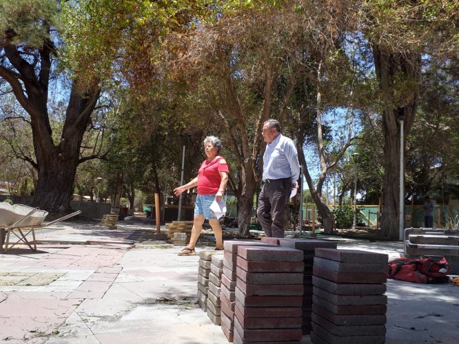 Someten a un completo mejoramiento plaza El Tambo de Vicuña