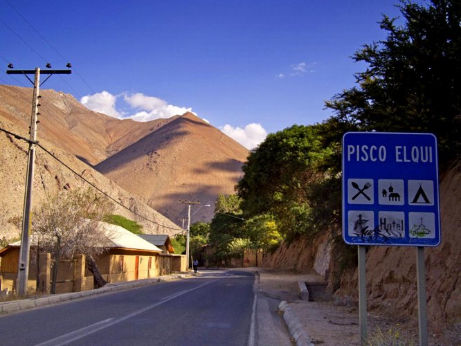 Vecinos de Pisco Elqui y Villorrio El Talhuén en Ovalle contarán con agua potable de manera permanente