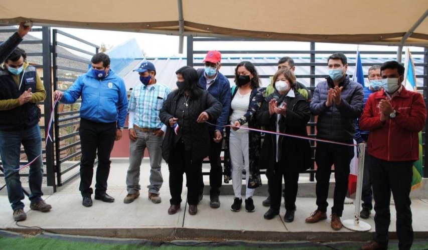 En La Higuera entregan sede comunitaria que reemplazará la antigua construcción que levantaron crianceros del sector