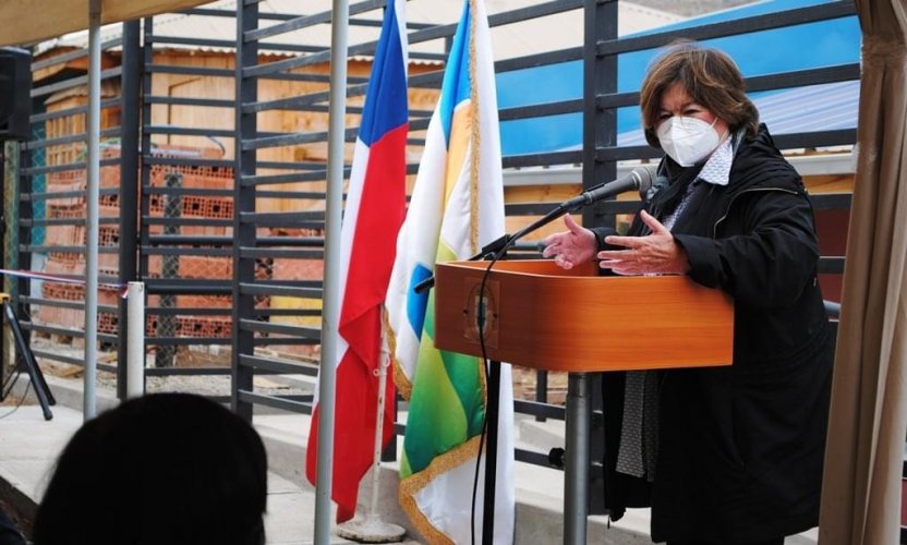 En La Higuera entregan sede comunitaria que reemplazará la antigua construcción que levantaron crianceros del sector