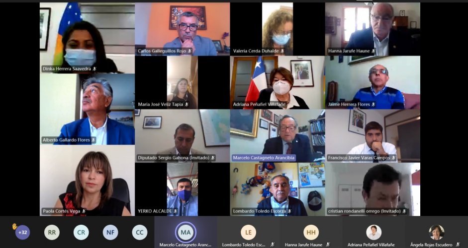 En sesión especial asumió la nueva consejera regional Dinka Herrera