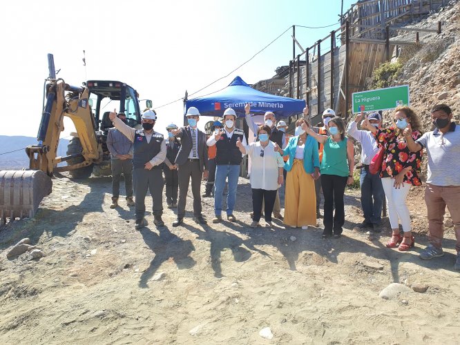 Con ceremonia de primera piedra se da el vamos a la futura planta de procesamiento de oro de La Higuera