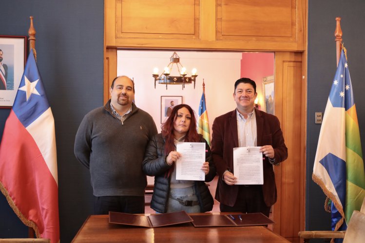 Club de levantamiento de pesas de La Serena recibe apoyo del Gobierno Regional