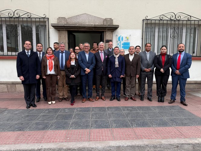 Consejeros regionales y Embajador de Francia interesados en estrechar lazos de cooperación mutua