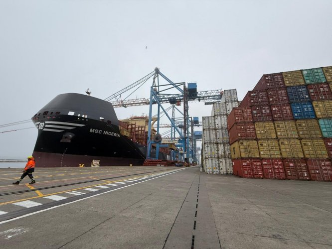 Autoridades dan pasos clave para fortalecer la logística del Puerto de Coquimbo en Valparaíso