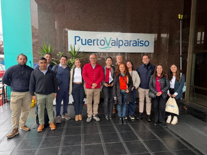 Autoridades dan pasos clave para fortalecer la logística del Puerto de Coquimbo en Valparaíso