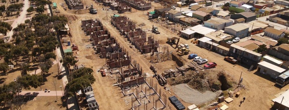 Autoridades verifican avances de proyecto habitacional “Última Esperanza” en Los Vilos
