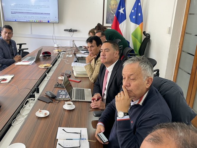 Comisión de Régimen Interno analiza cartera de proyectos de seguridad junto a Carabineros y Fiscalía Regional