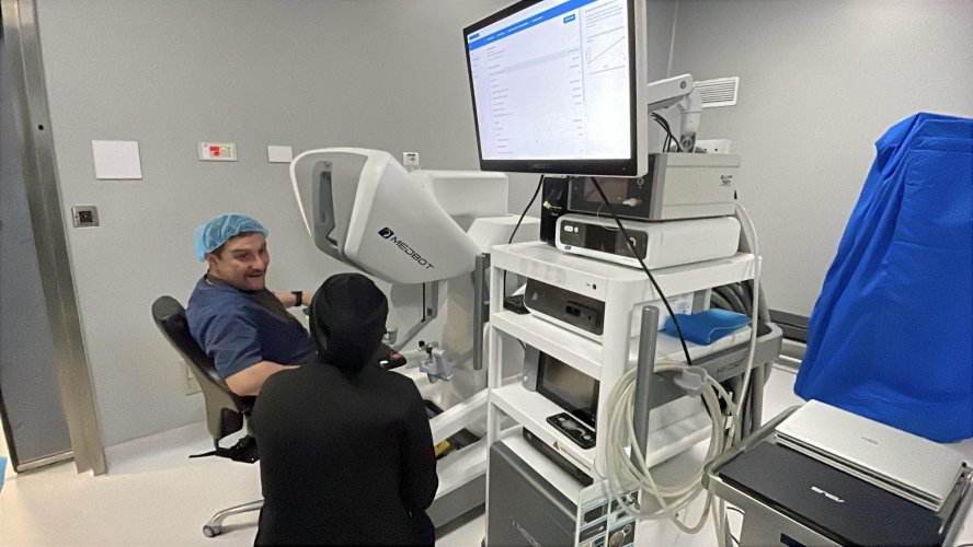 Comisión de Salud del CORE conoce implementación de cirugía robótica para evaluar proyecto regional