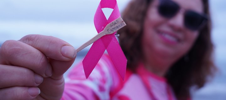 Ocho mujeres sobrevivientes del cáncer de mamas representaron a la región en el Festival Mundial de Remadoras Rosas