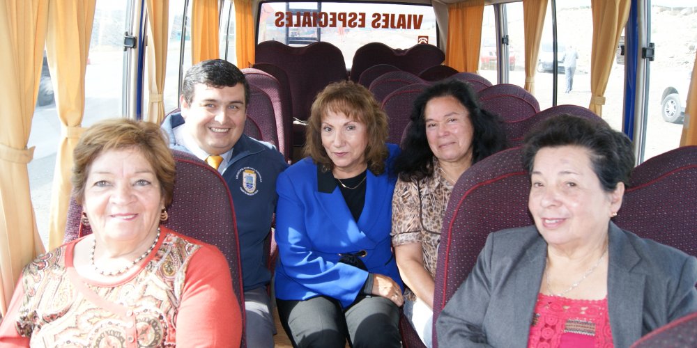Más de 200 familias son beneficiadas con nuevo servicio del transporte público para Caleta Hornos Más de 200 familias son beneficiadas con nuevo servicio del transporte público para Caleta Hornos