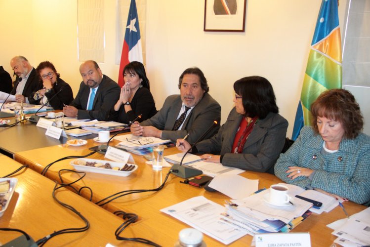 Gobierno Regional obtiene más de $4.200 millones frescos para atender la falta de agua y alimento para el ganado caprino Gobierno Regional obtiene más de $4.200 millones frescos para atender la falta de agua y alimento para el ganado caprino