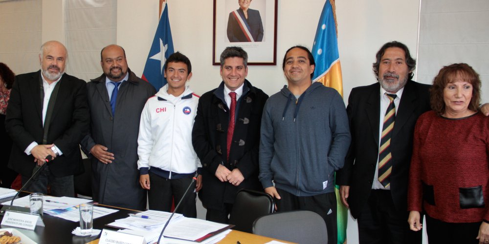 Joven talento del tenis local disputa un cupo en torneo internacional gracias al apoyo del CORE Joven talento del tenis local disputa un cupo en torneo internacional gracias al apoyo del CORE