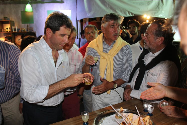 Región de Coquimbo deleita a sanjuaninos con una muestra de productos típicos en una nueva versión de la Gala de Sabores Región de Coquimbo deleita a sanjuaninos con una muestra de productos típicos en una nueva versión de la Gala de Sabores
