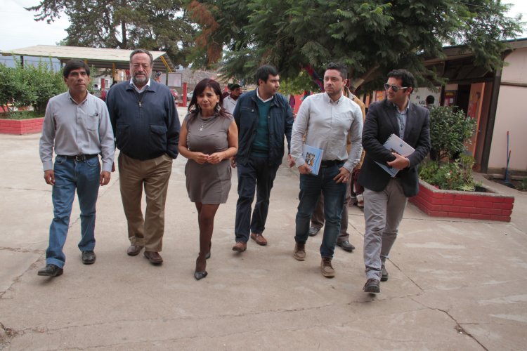 CORE y Escuela San Rafael de Pan de Azúcar definen itinerario de proyecto para reposición de colegio rural CORE y Escuela San Rafael de Pan de Azúcar definen itinerario de proyecto para reposición de colegio rural