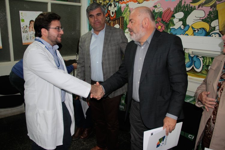 Nuevas salas de urgencia del Hospital de Vicuña estarán listas en septiembre y Cesfam de Calingasta-San Isidro se inaugurará a fines de agosto Nuevas salas de urgencia del Hospital de Vicuña estarán listas en septiembre y Cesfam de Calingasta-San Isidro se inaugurará a fines de agosto