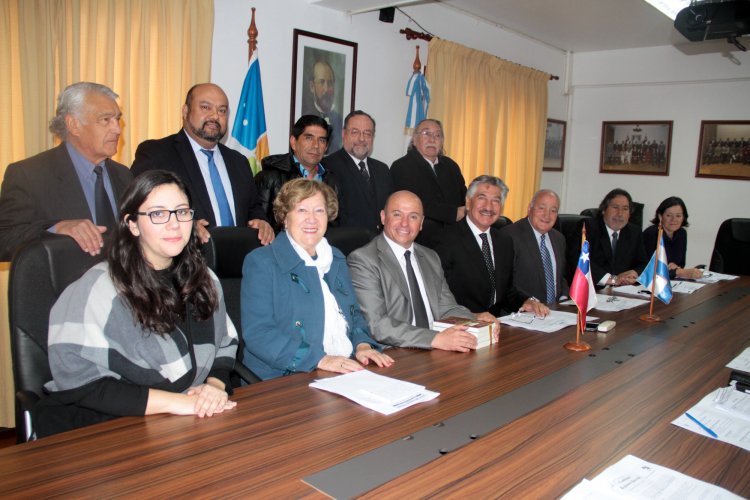 Consejeros y diputado de San Juan analizan pronta licitación de Túnel Agua Negra Consejeros y diputado de San Juan analizan pronta licitación de Túnel Agua Negra