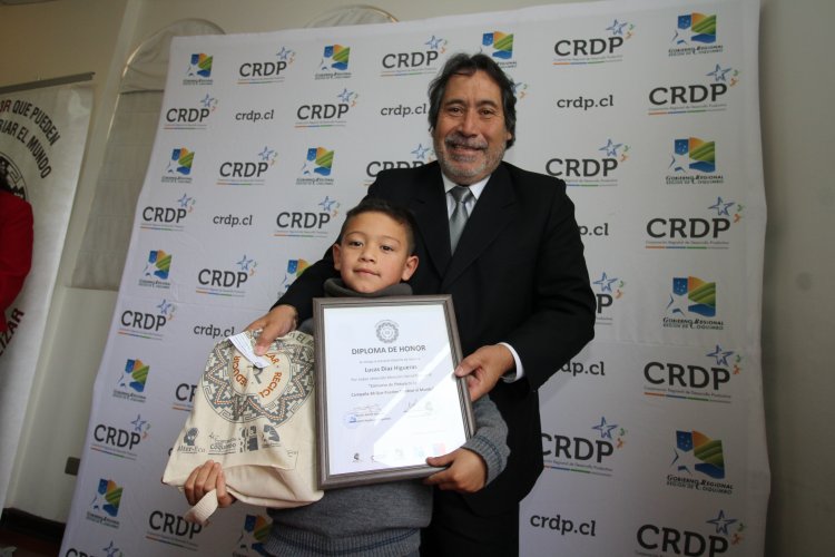 Con microcuento y pintura escolares de la región dan ejemplo de cómo proteger el medio ambiente Con microcuento y pintura escolares de la región dan ejemplo de cómo proteger el medio ambiente