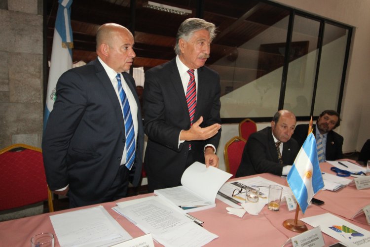 Comisión de Diálogo Político manifiesta completo apoyo al proyecto Túnel Agua Negra Comisión de Diálogo Político manifiesta completo apoyo al proyecto Túnel Agua Negra