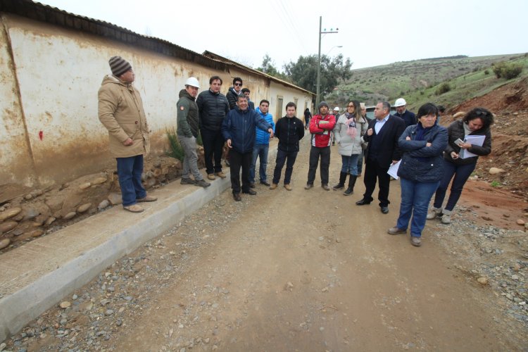 Alcantarillado y urbanización en Huentelauquén Norte presentan más de un 50% de avance en obras