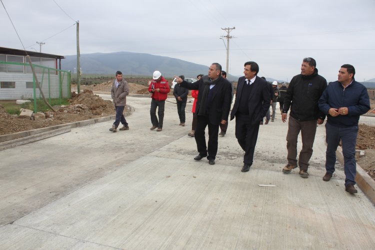 Consejeros fiscalizan obras de alcantarillado en Huentelauquén Norte que presentan 68% de avance