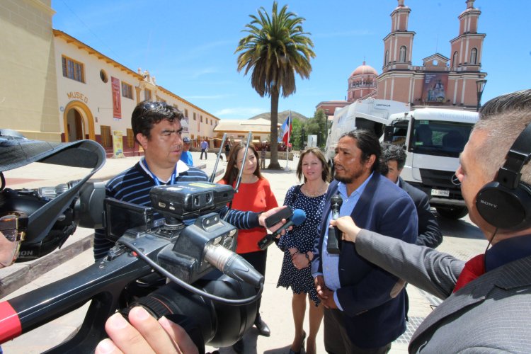 Andacollo recibe modernos camiones para la recolección de residuos domiciliarios Andacollo recibe modernos camiones para la recolección de residuos domiciliarios