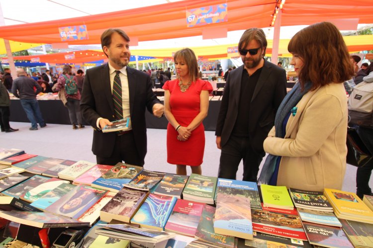 Trabajos de escritores regionales serán exhibidos en la 8va Primavera del Libro Trabajos de escritores regionales serán exhibidos en la 8va Primavera del Libro