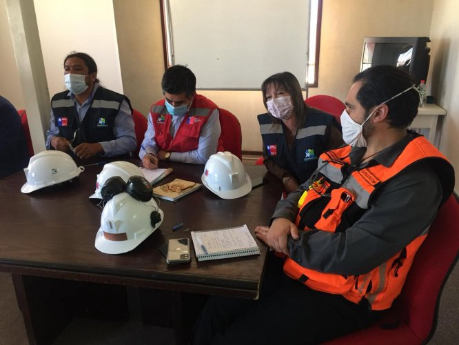 Pequeños mineros de Andacollo llegan a acuerdo para continuar explotando yacimiento de ex minera Dayton Pequeños mineros de Andacollo llegan a acuerdo para continuar explotando yacimiento de ex minera Dayton