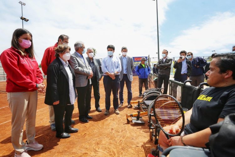 Club de Tenis de Coquimbo recibe terreno en concesión para que pueda desarrollar su proyecto deportivo