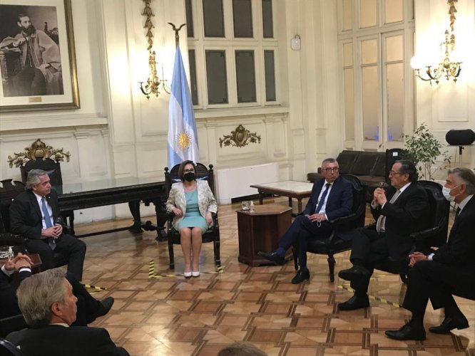 Consejeros se reúnen con Presidente de Argentina para abordar futuro de Túnel Agua Negra