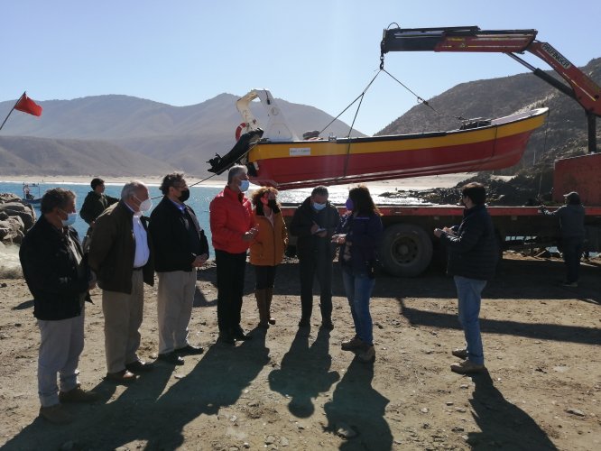 Consejeros regionales visitan caletas pesqueras de la provincia de Limarí y recogen inquietudes de pescadores