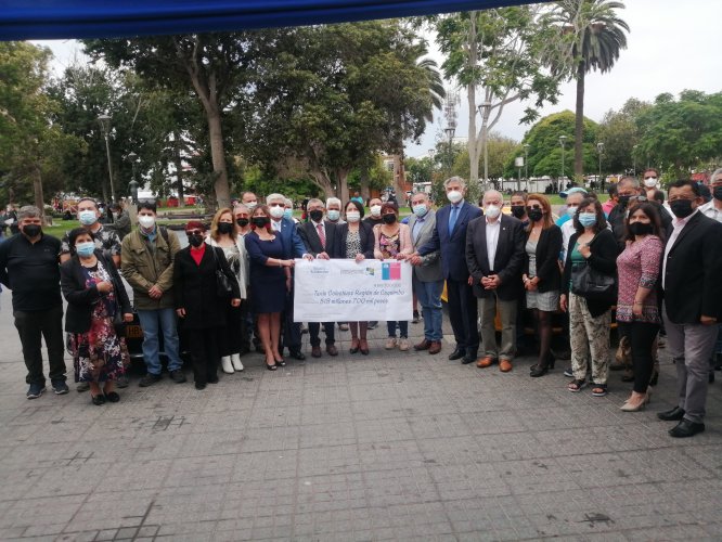 Gobierno Regional entrega recursos para apoyar al transporte público de la Región de Coquimbo